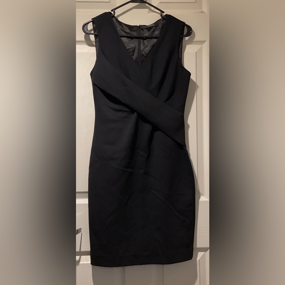 Tahari Dress Women's Sz. 4 Black Sheath Sleeveless Midi Dress.